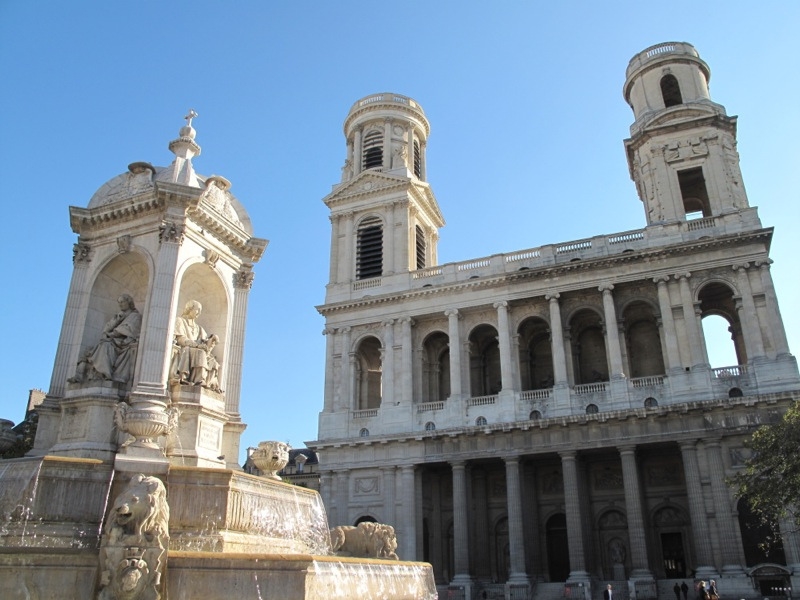 19-lugares-de-paris-que-visitar-historia-y-monumentos-Iglesia-de-Sain-Sulpice
