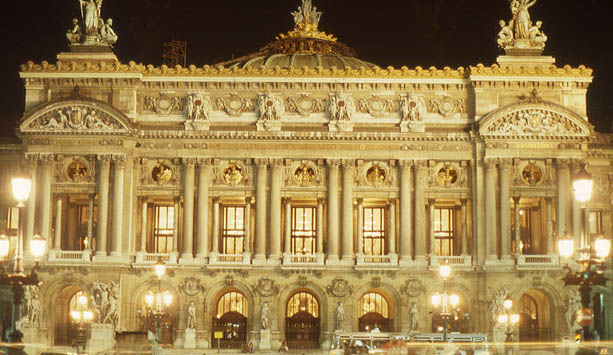 19-lugares-de-paris-que-visitar-historia-y-monumentos-opera-garnier