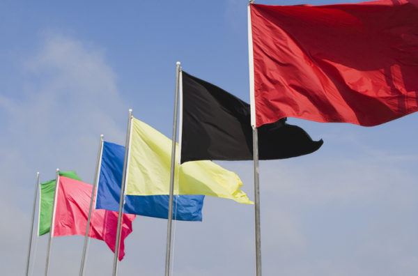 Banderas de la playa colores 